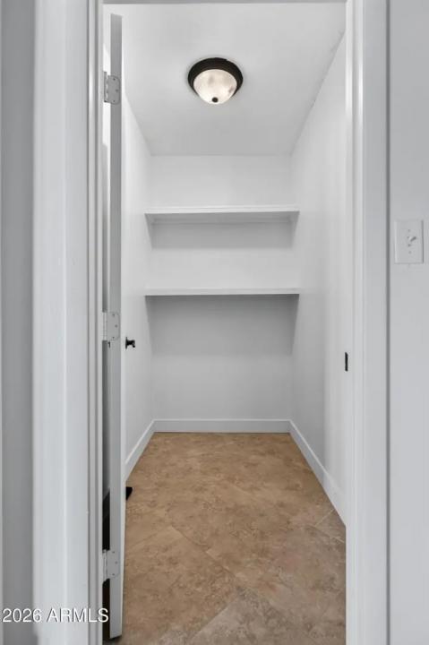 Real Estate Picture 42
