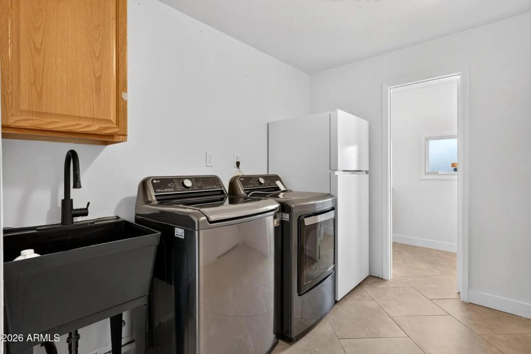 Real Estate Picture 46
