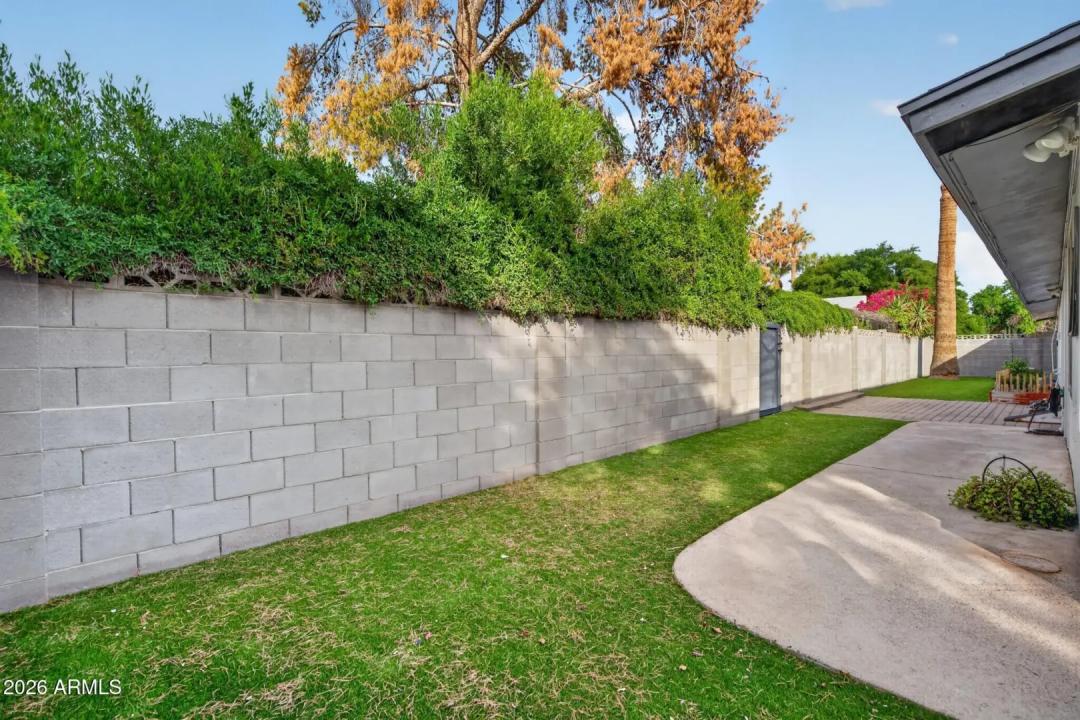 Real Estate Picture 52
