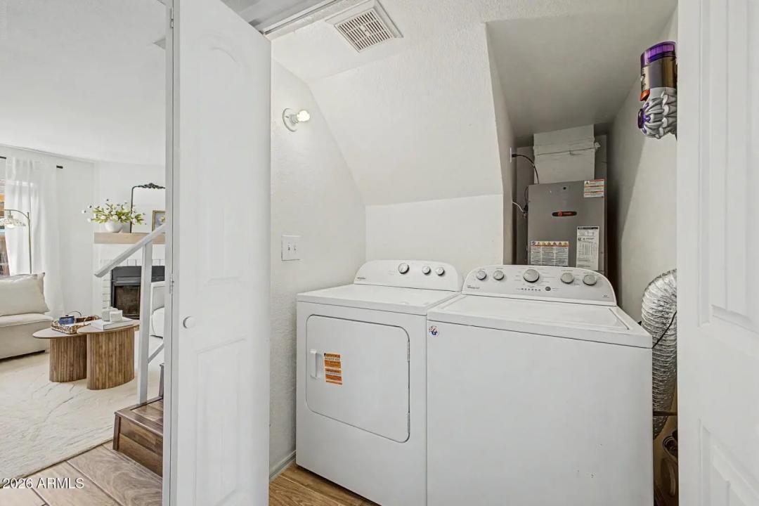 Real Estate Picture 17
