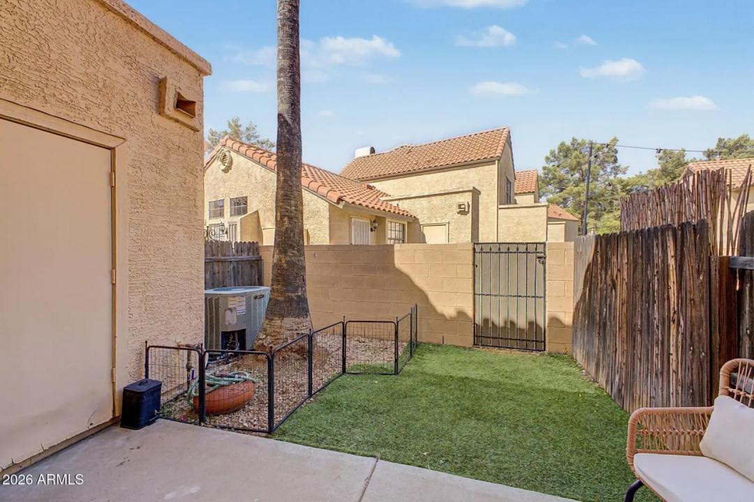 Real Estate Picture 19