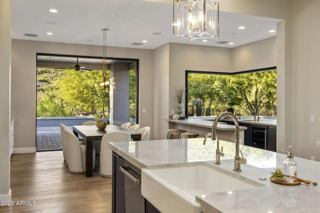 Real Estate Picture 13