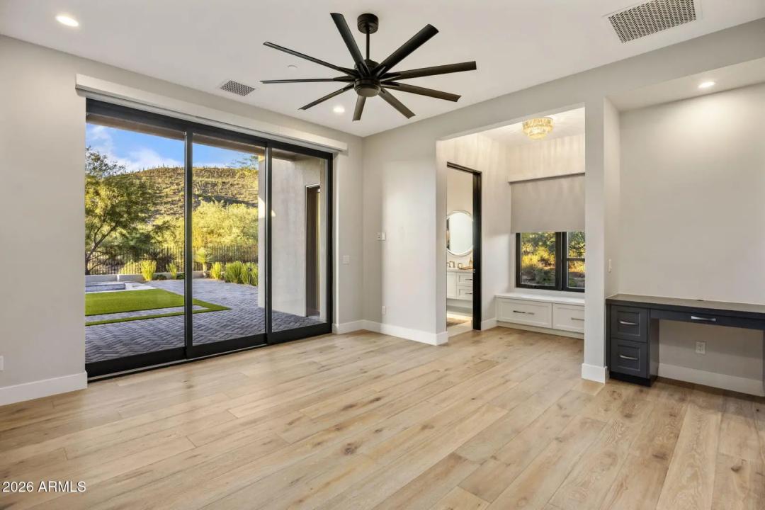 Real Estate Picture 20