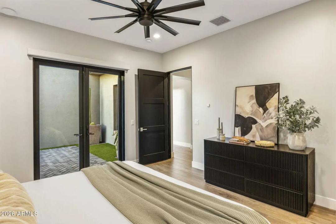 Real Estate Picture 34