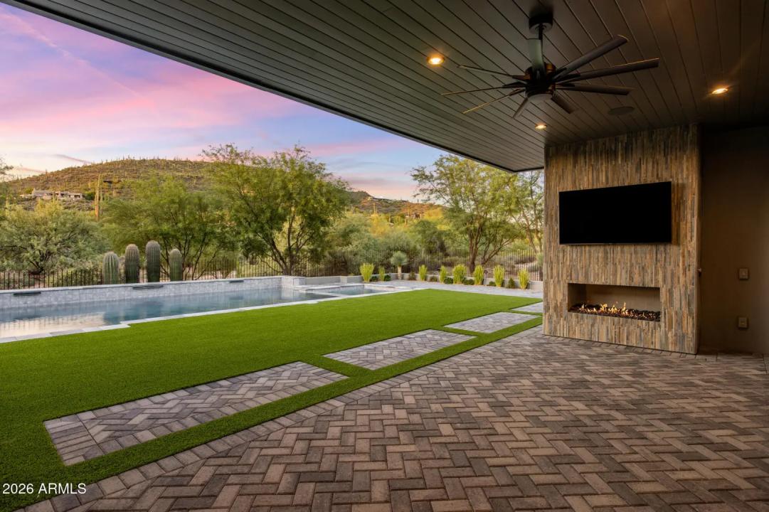Real Estate Picture 46