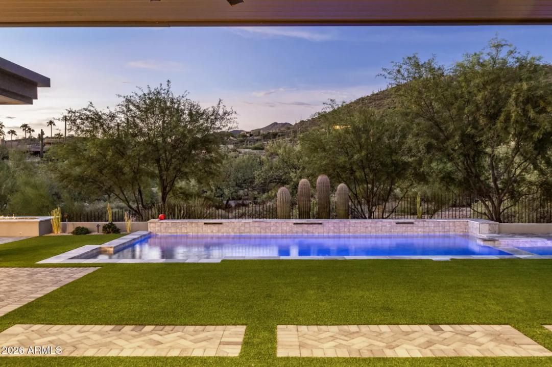 Real Estate Picture 60