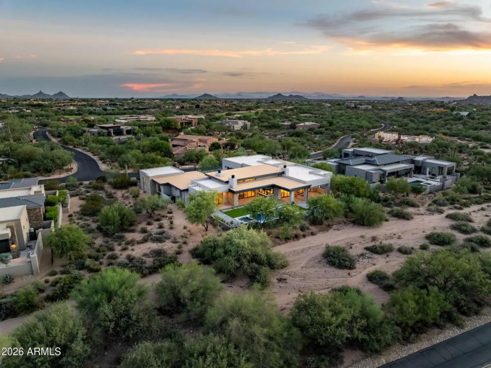Real Estate Picture 77