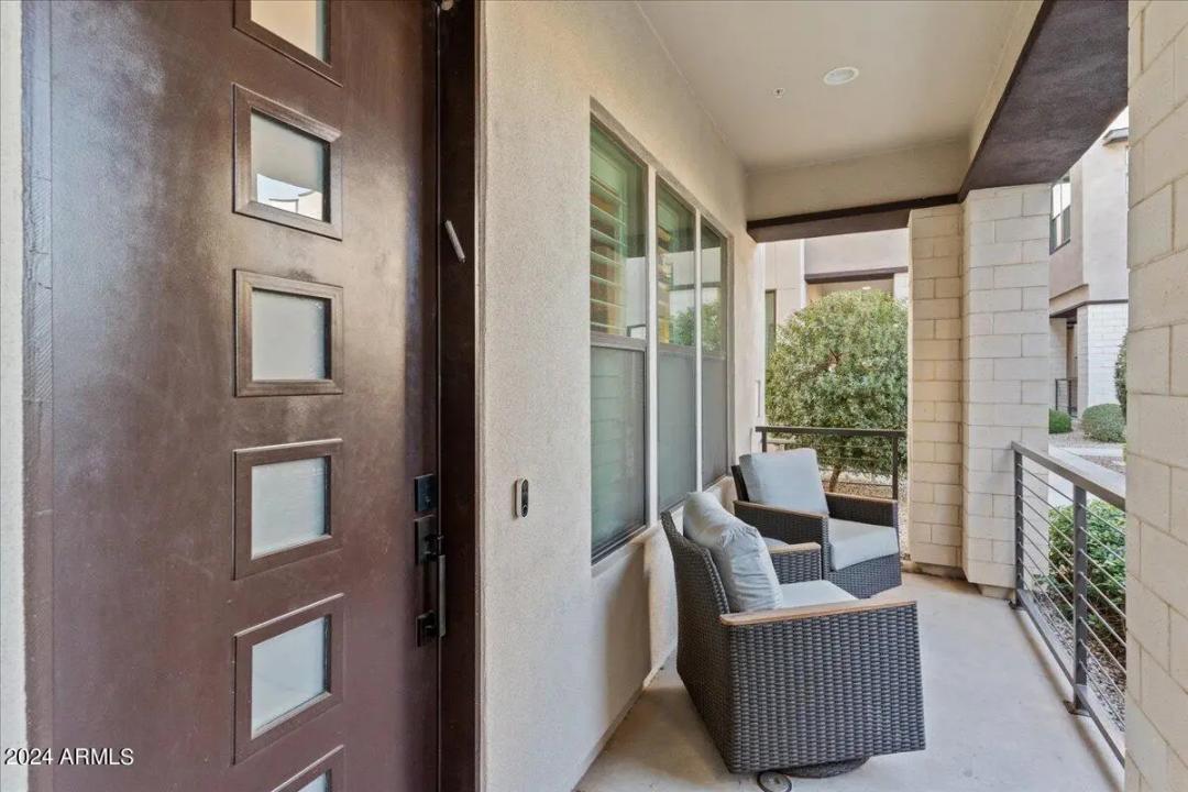 Real Estate Picture 2