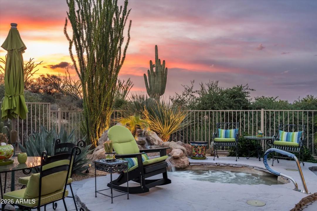 Real Estate Picture 25