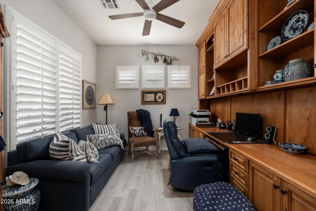 Real Estate Picture 19