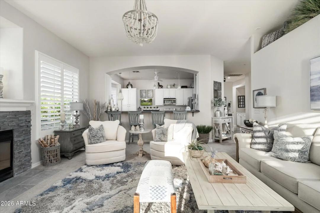 Real Estate Picture 14