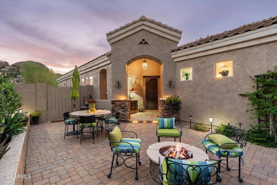 Real Estate Picture 3