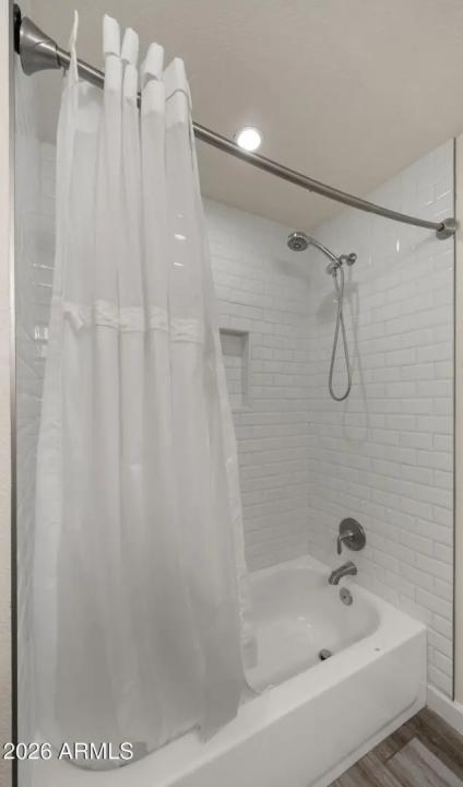 Real Estate Picture 17