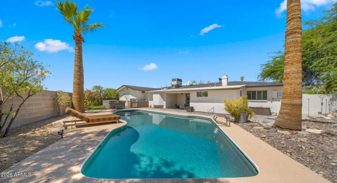 Real Estate Picture 27