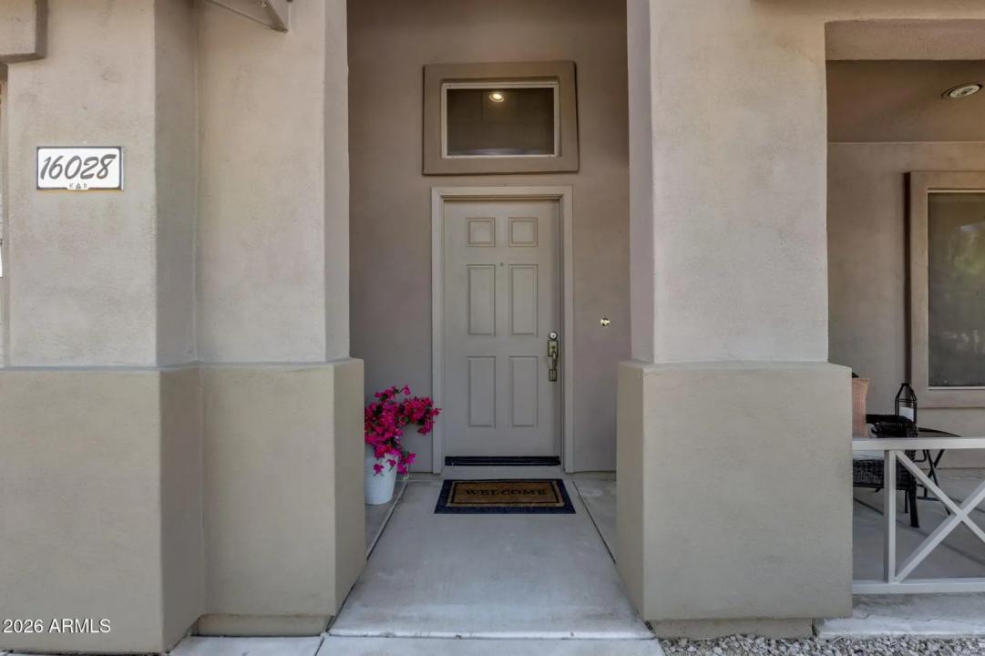 Real Estate Picture 12