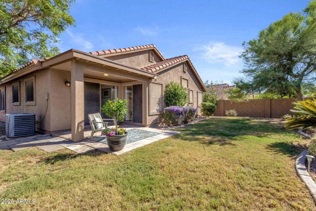 Real Estate Picture 37