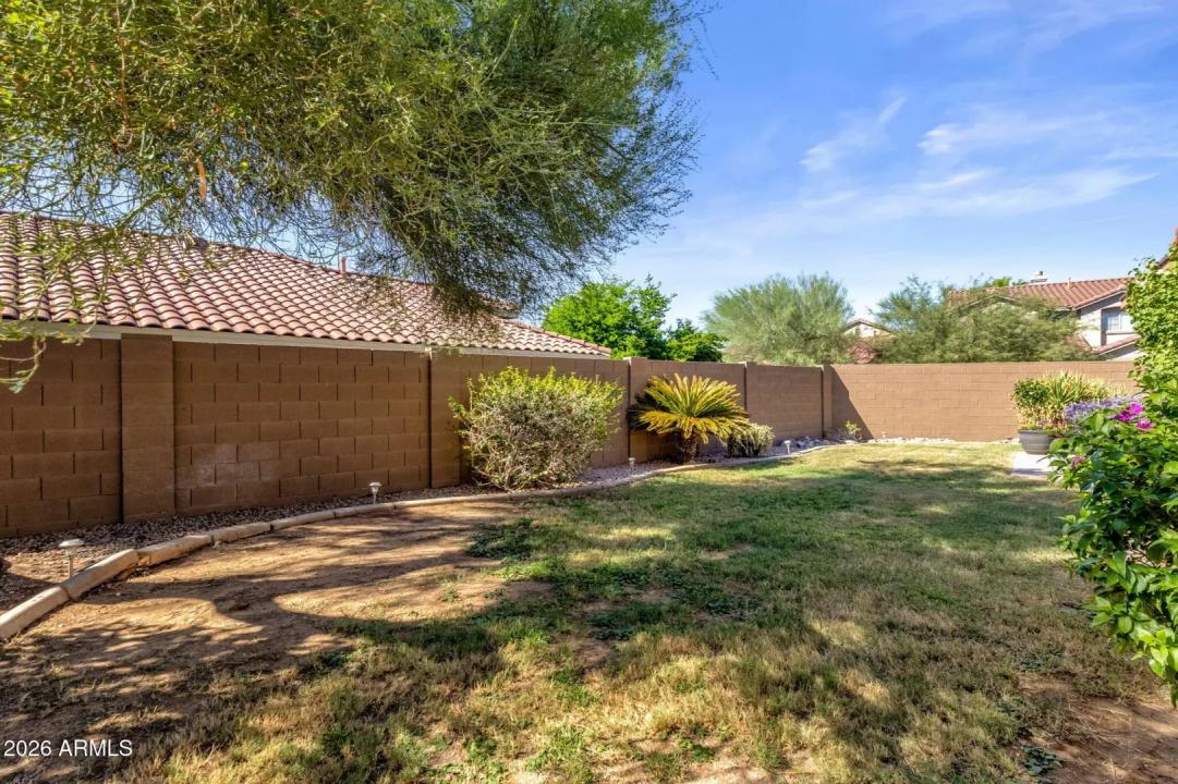 Real Estate Picture 38