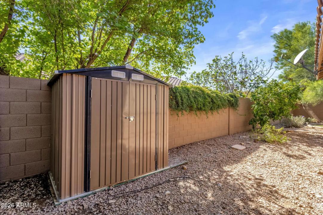 Real Estate Picture 39