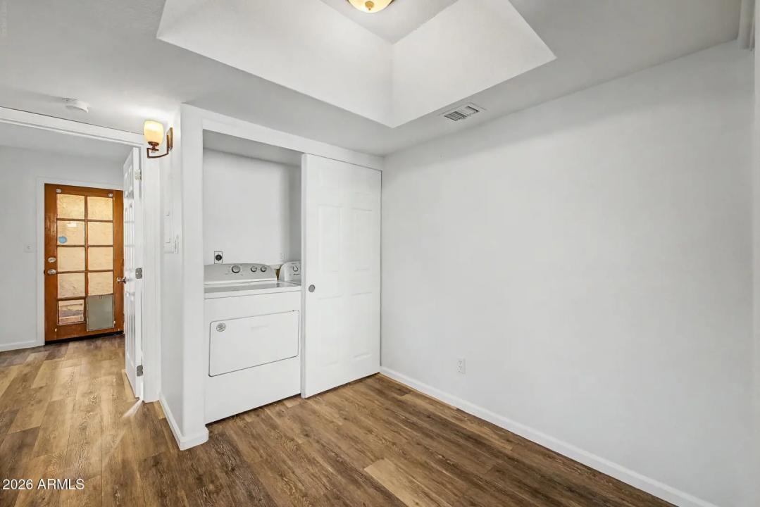 Real Estate Picture 20