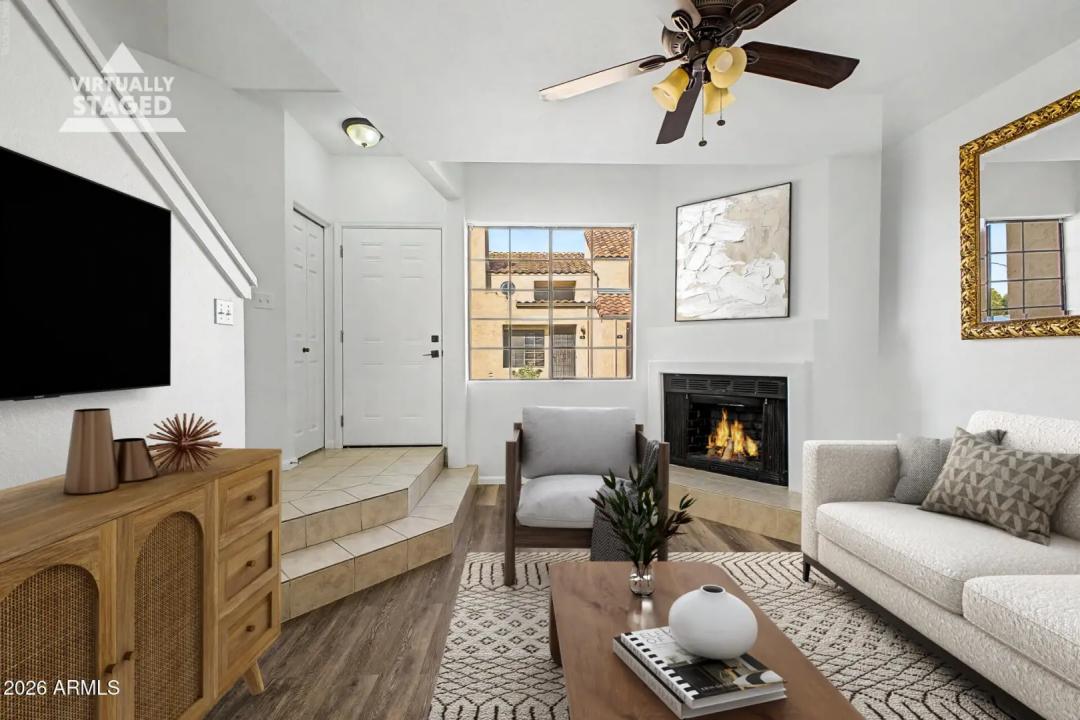 Real Estate Picture 4