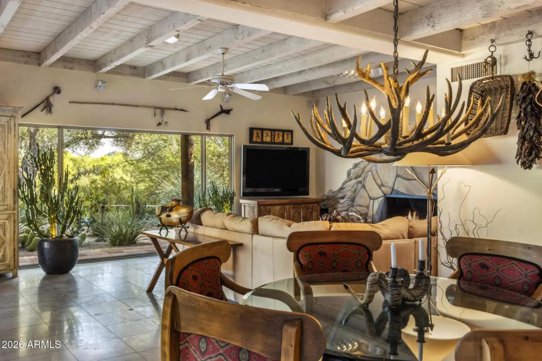 Real Estate Picture 6