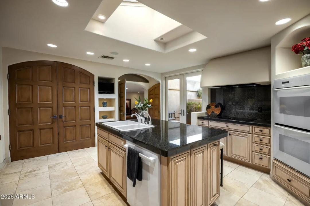 Real Estate Picture 21
