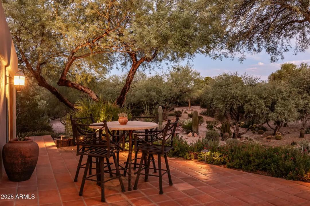 Real Estate Picture 19