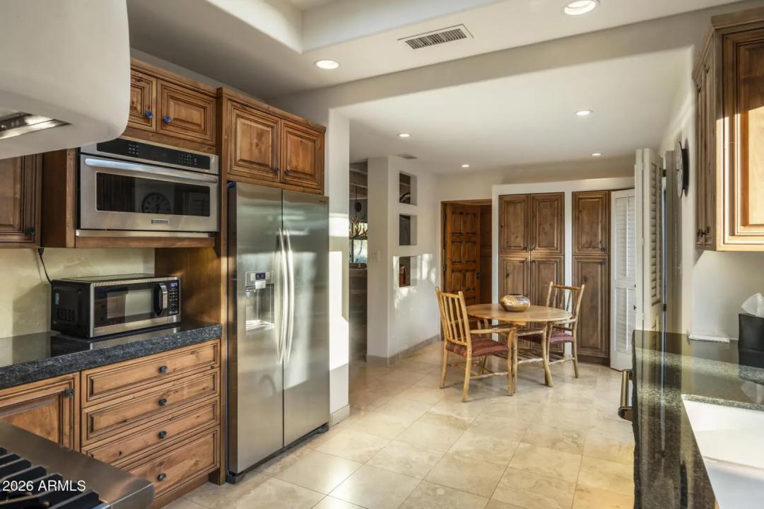 Real Estate Picture 45