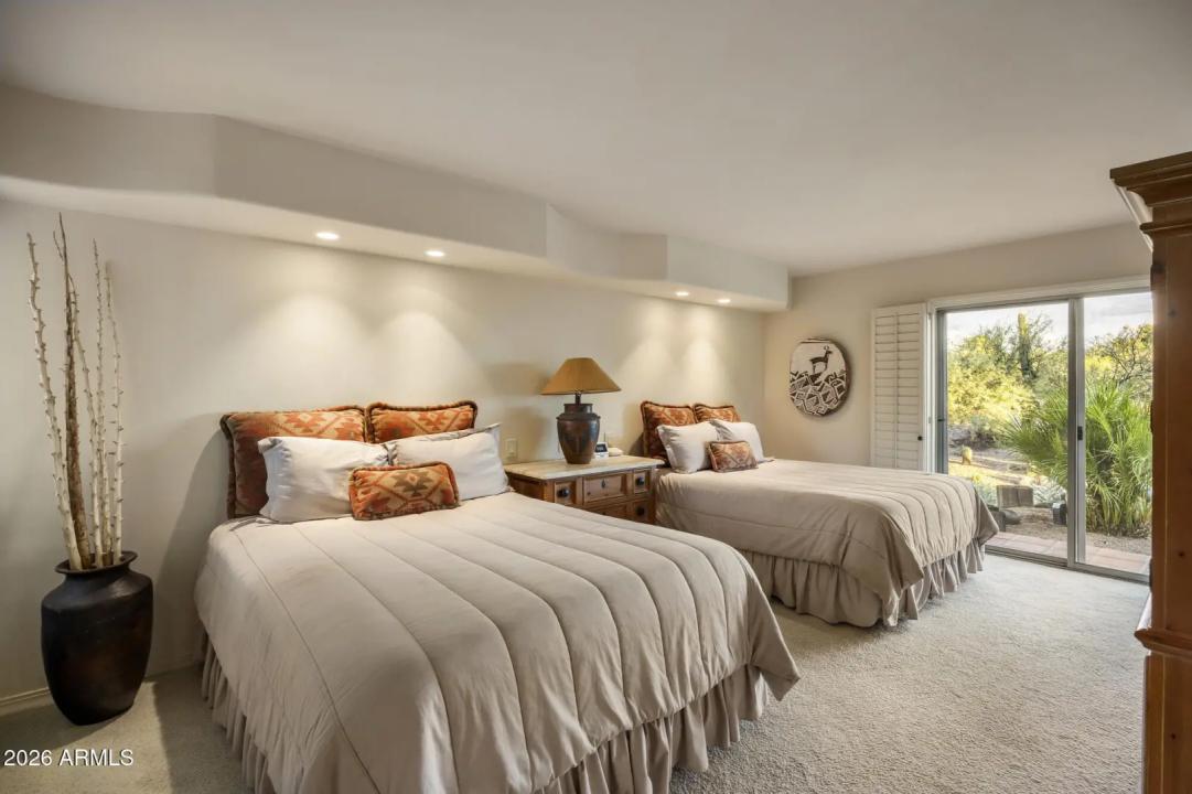 Real Estate Picture 52