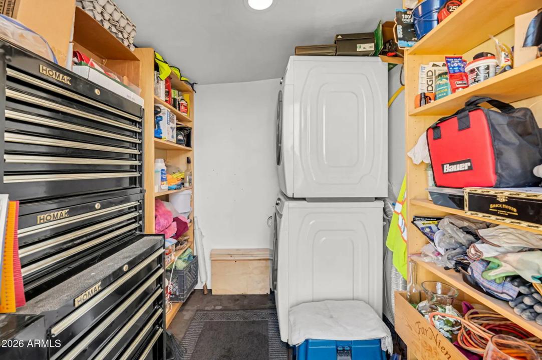 Real Estate Picture 22