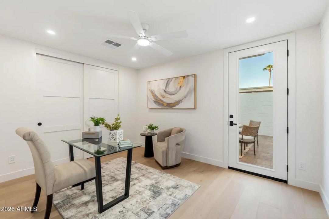 Real Estate Picture 15