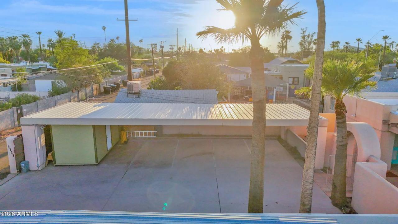 Real Estate Picture 33