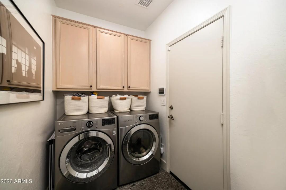 Real Estate Picture 26