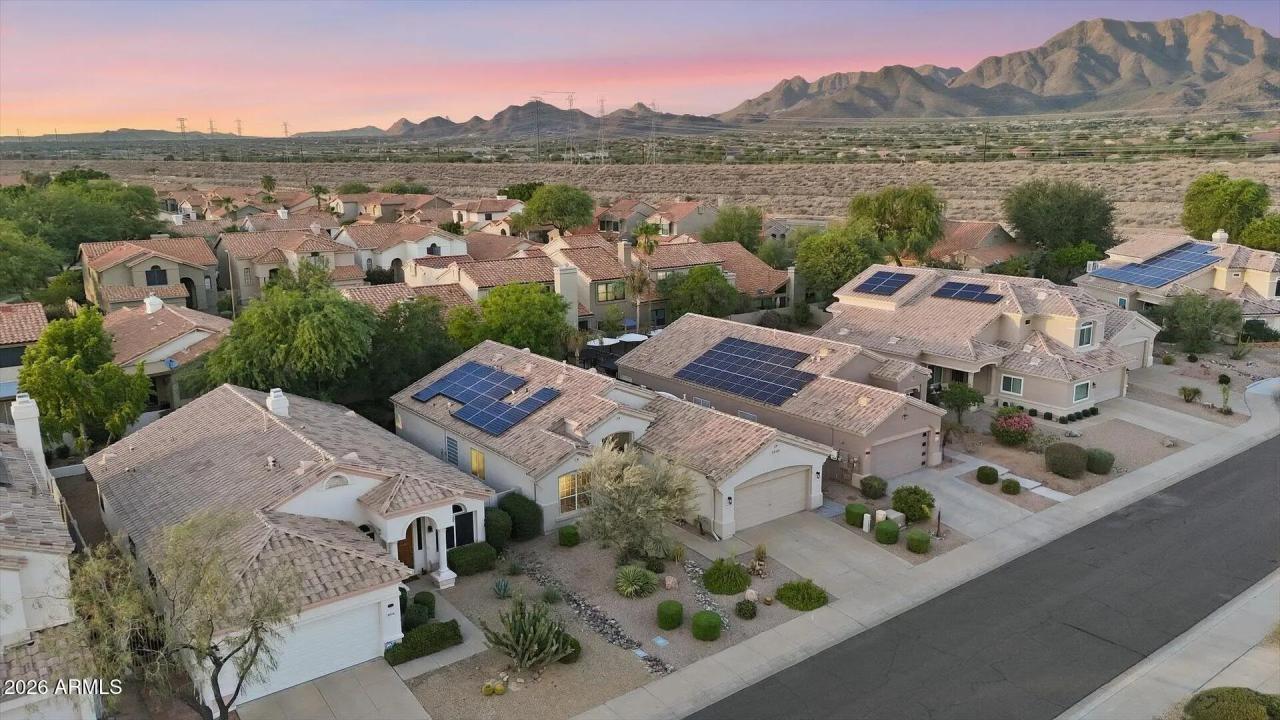 Real Estate Picture 32