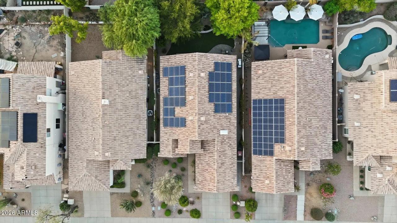 Real Estate Picture 30