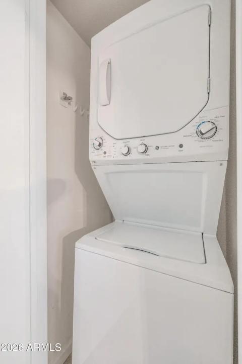 Real Estate Picture 7