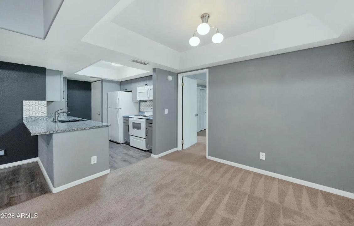 Real Estate Picture 8