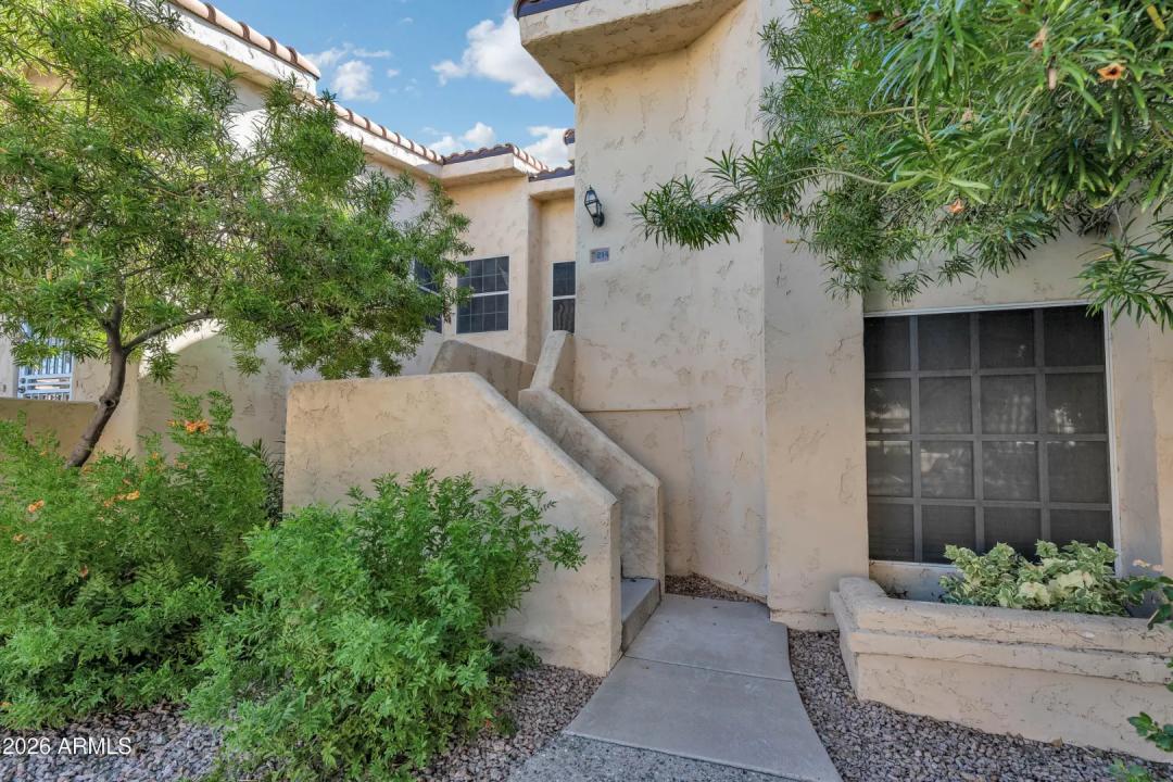 Real Estate Picture 16