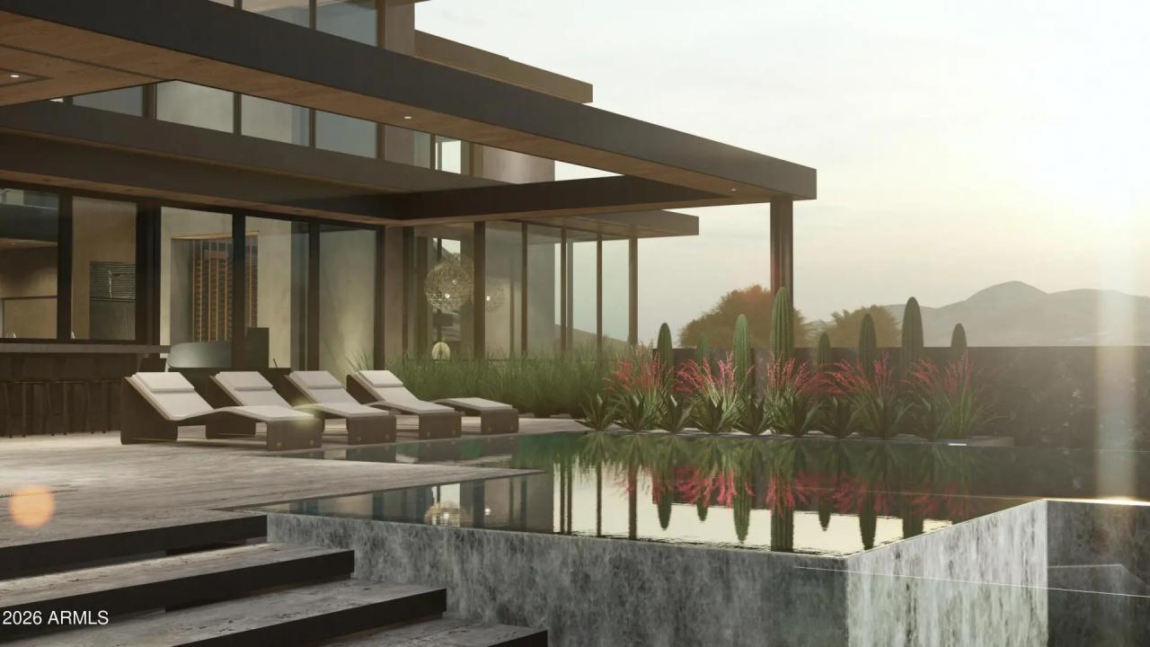 Real Estate Picture 6