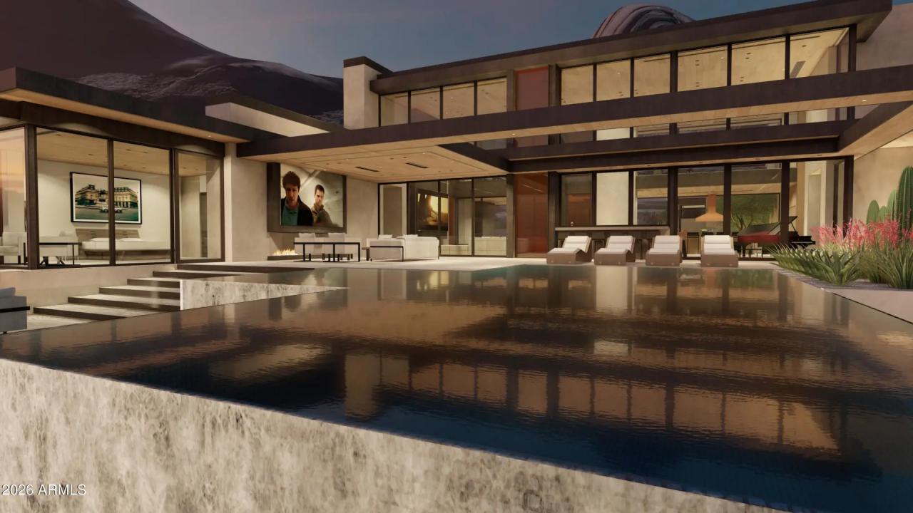 Real Estate Picture 11