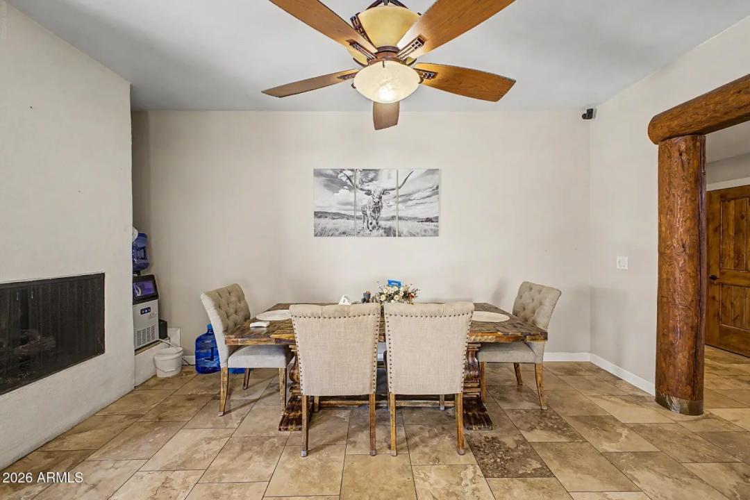 Real Estate Picture 10
