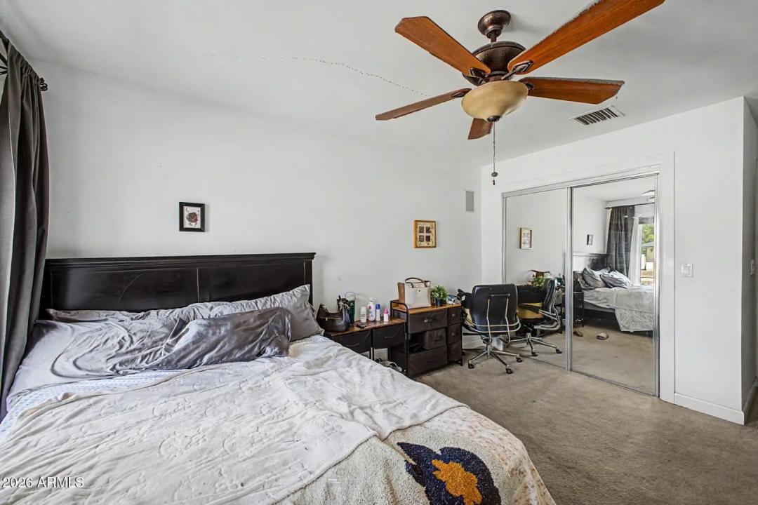 Real Estate Picture 21