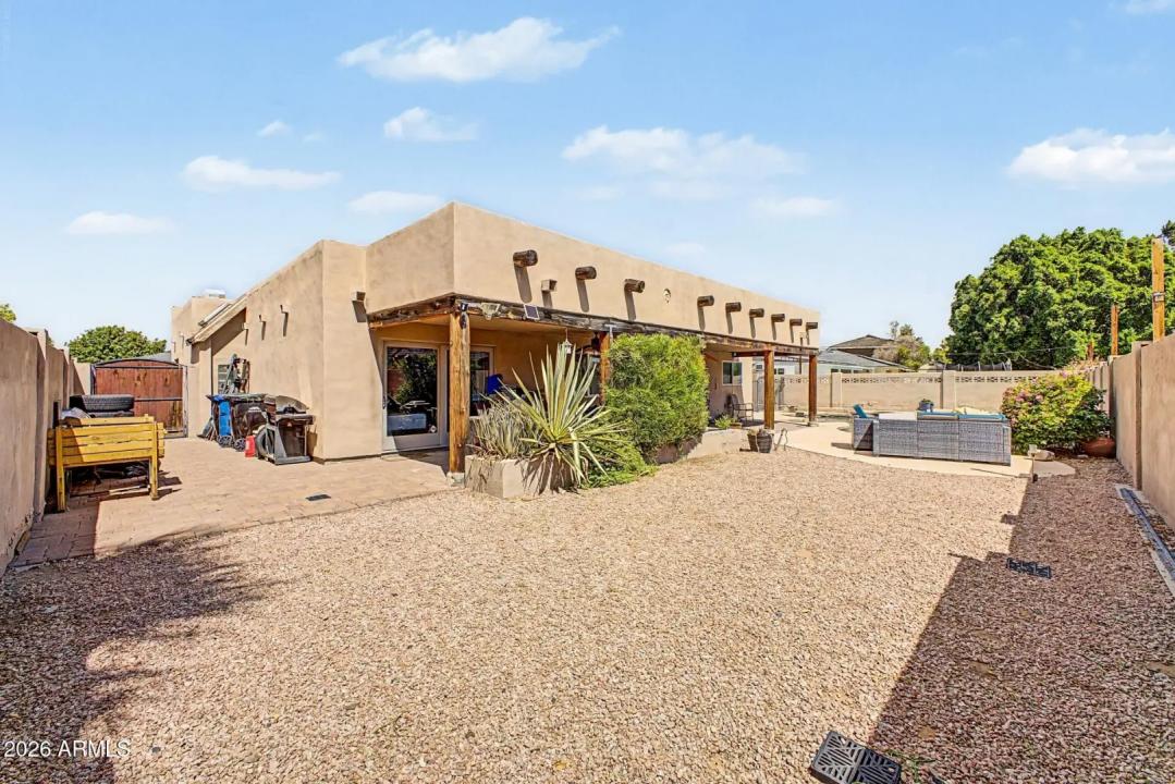 Real Estate Picture 25