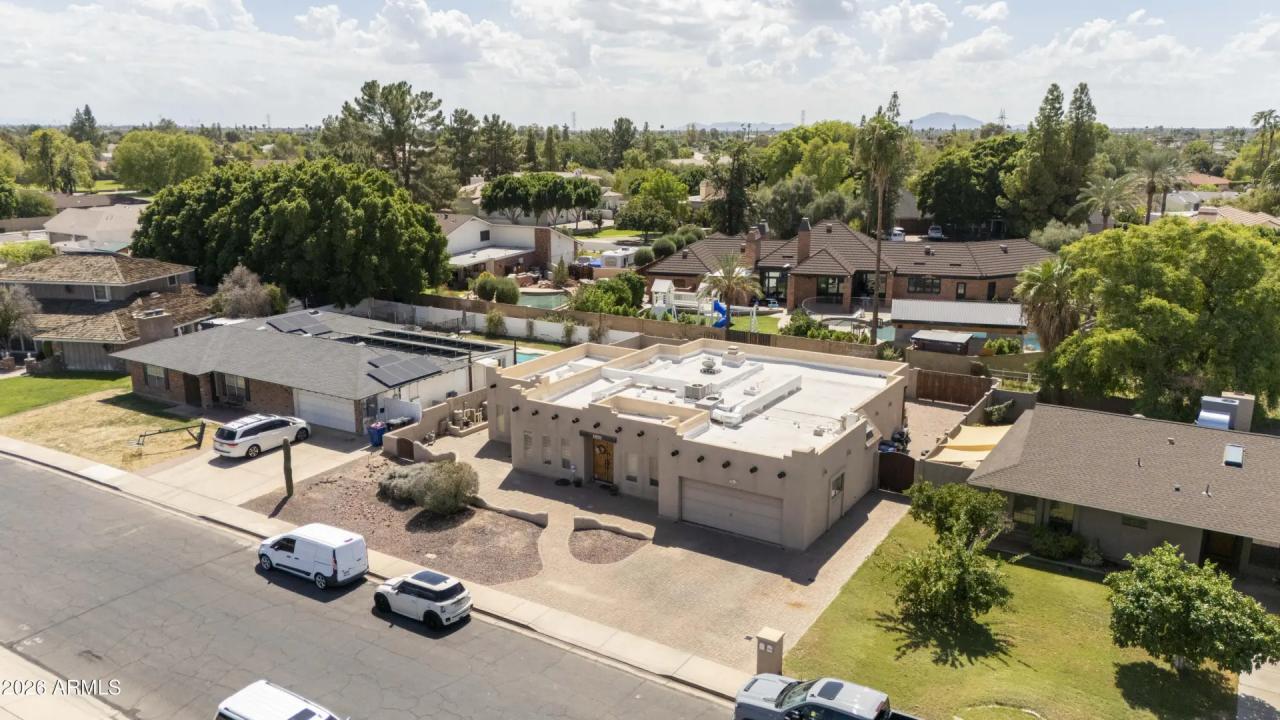 Real Estate Picture 26