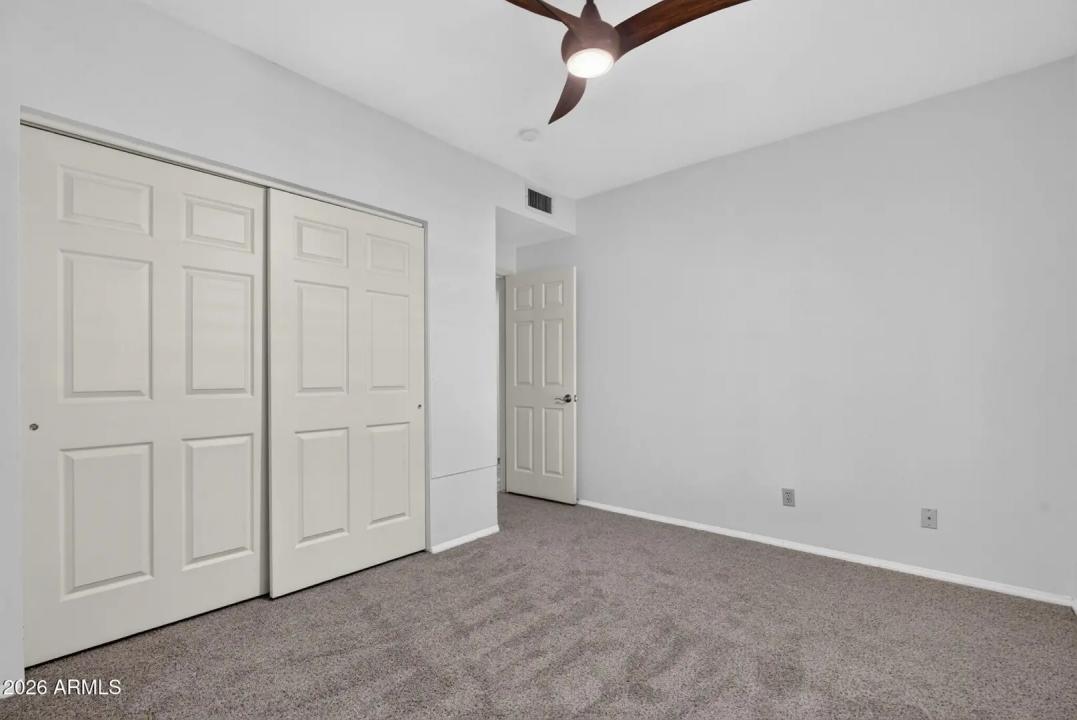 Real Estate Picture 33