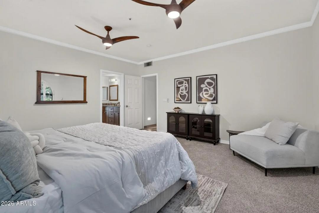Real Estate Picture 22