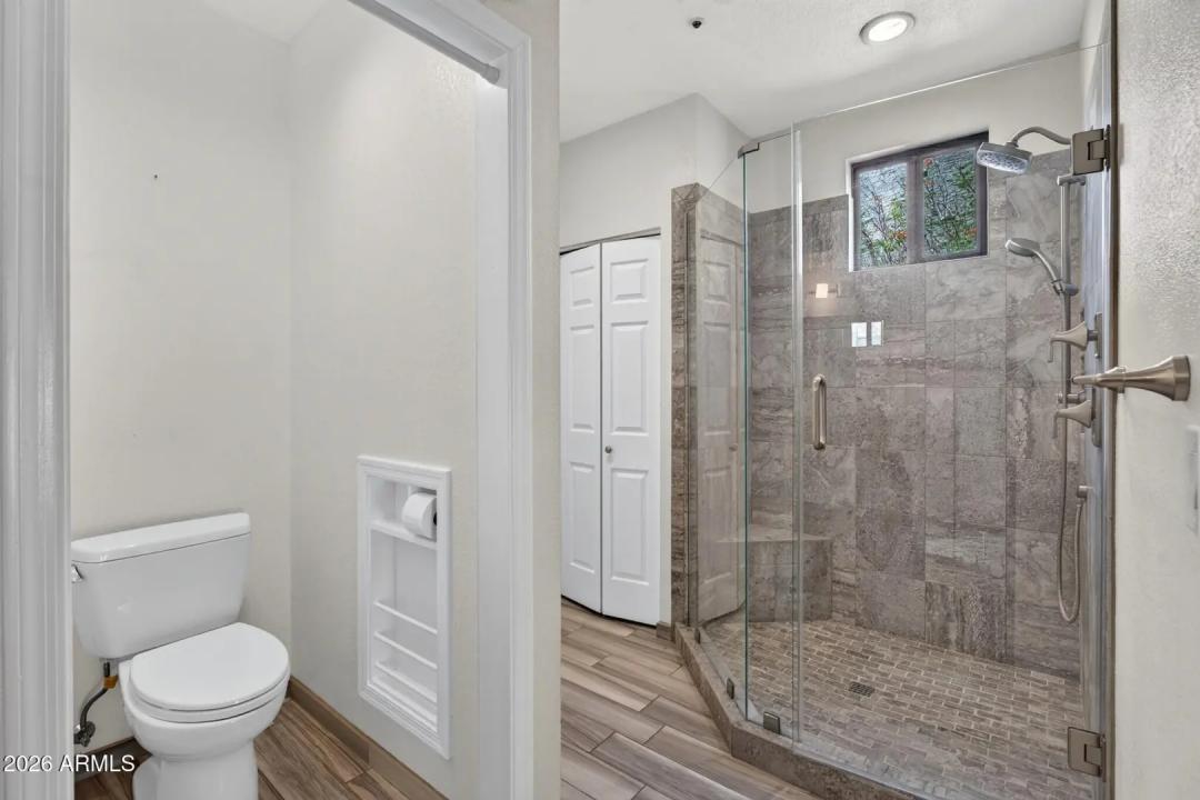 Real Estate Picture 26