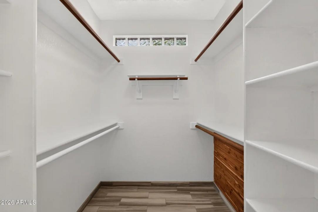 Real Estate Picture 29