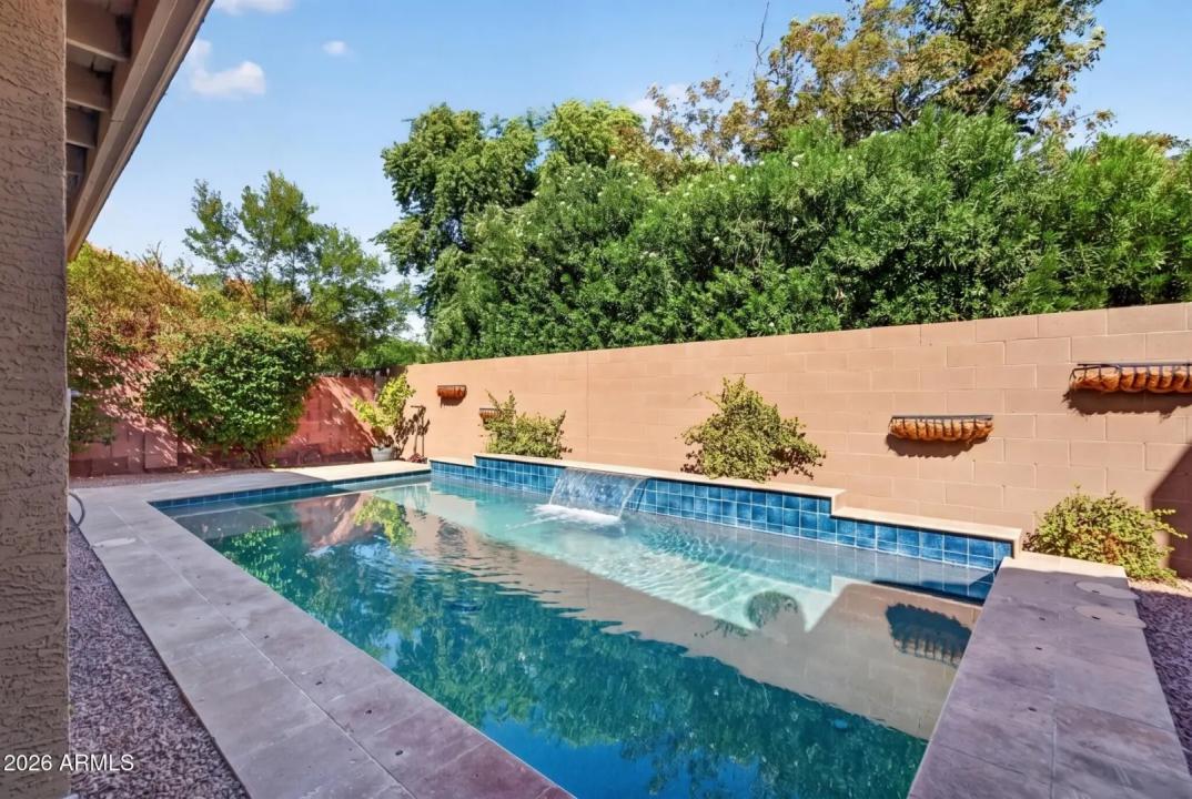 Real Estate Picture 43