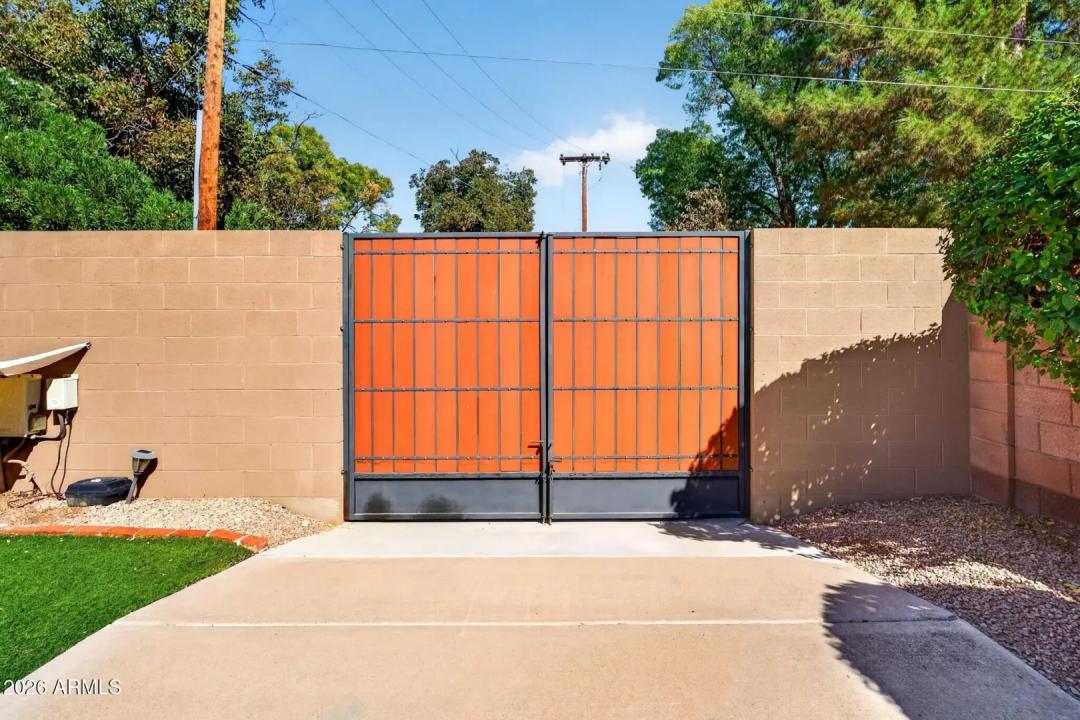 Real Estate Picture 49